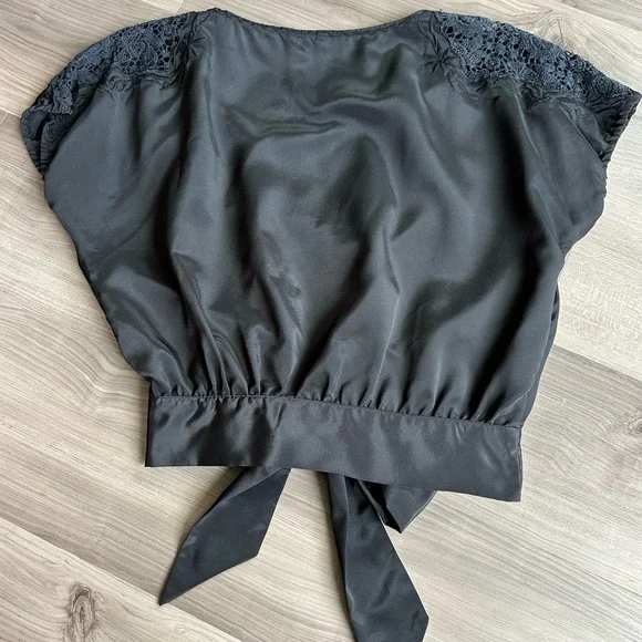 Guess - Black Vintage Blouse - Picture 6 of 8